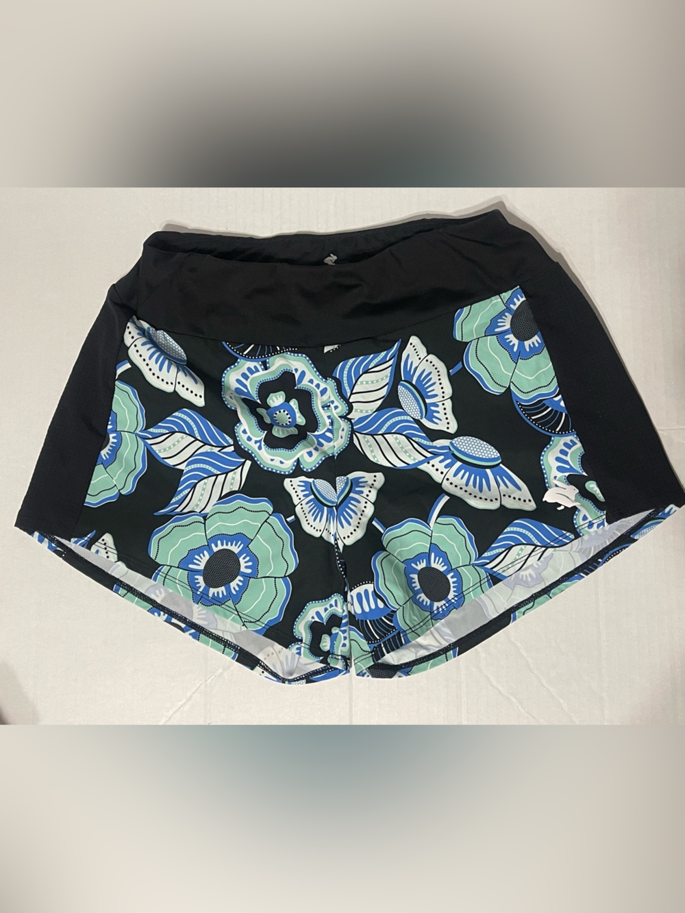 Rabbit Tried n’ True 4 inch Shorts - Women’s S - Opal Floral - EUC